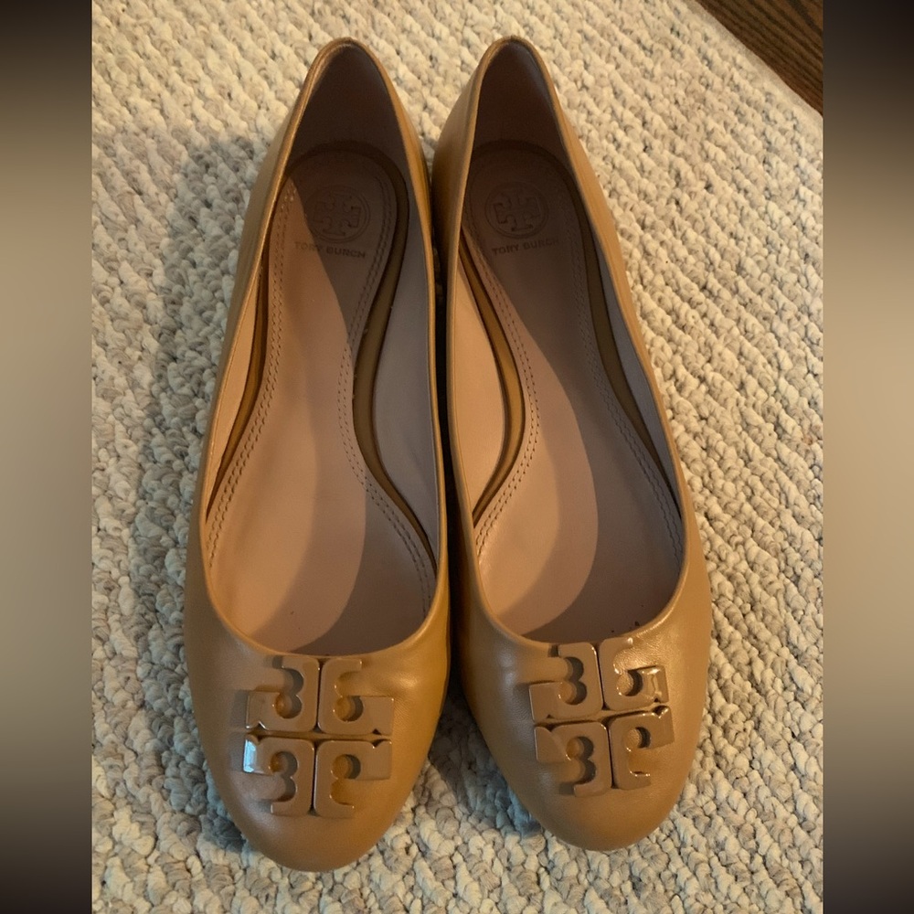 ✨Tory Burch Ballet Flats Size 9✨